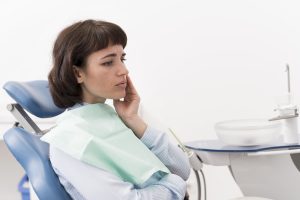 Periimplantitis que es y cuál es el tratamiento?